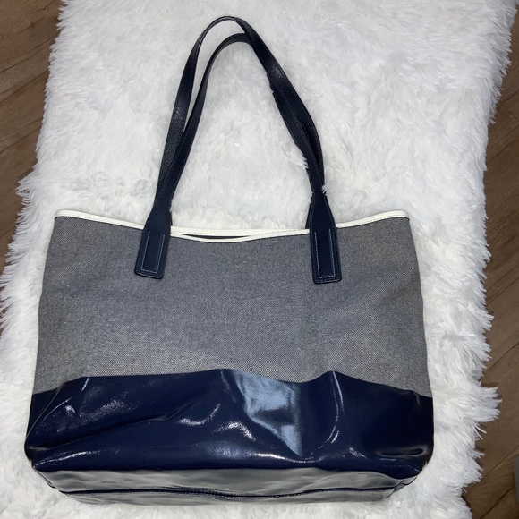 Kate Spade New York Ash Triple Compartment Tote - Picture 2 of 16